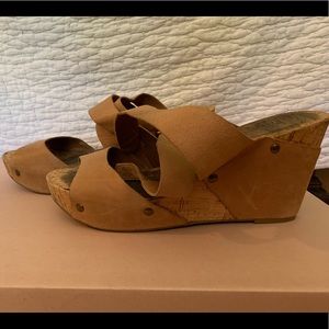 Lucky Brand strappy wedges
